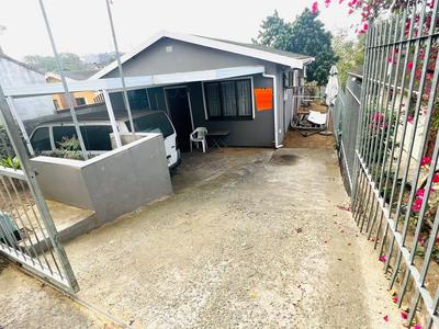 House For Sale in Newlands West, Newlands