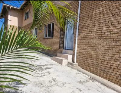 House For Rent in Reservoir Hills, Durban