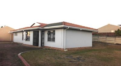 Cottage For Rent in Woodlands, Durban