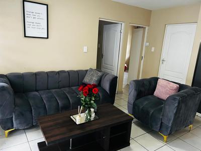 Apartment / Flat For Rent in Newlands East, Newlands