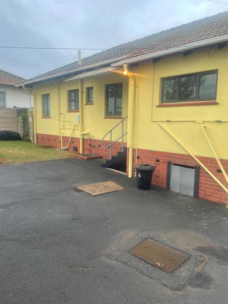 Cottage For Rent in Woodlands, Durban